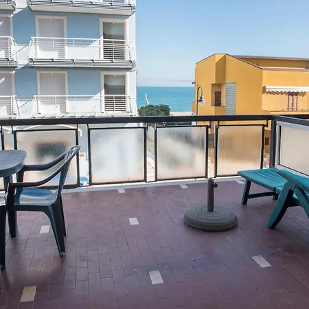 M29 - Marcelli, Nuovo Bilocale Fronte Mare Con Terrazzo شقة